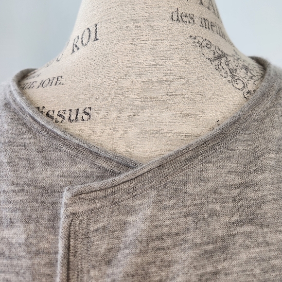 Vintage Juicy Couture Cashmere Cardigan - Picture 9 of 10